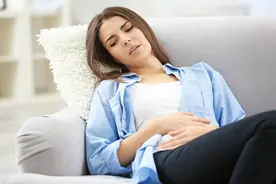 月经总是两三天就结束？提醒：这多半与4个因素有关，需尽早调理图片