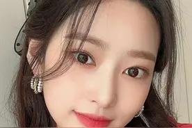 金珉周，甜美清爽的女团小姐姐，青春靓丽的身姿，太迷人图片