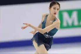 女运动员为何只穿短裙比赛？难道花样滑冰赛场上不冷吗？图片