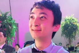 “壕”无人性！5个卧室9个浴室，王思聪的1600平豪宅位最尊贵地区图片
