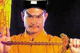 “九叔”林正英：拍了半辈子僵尸片，出殡当天引来一群黑色蝴蝶？图片