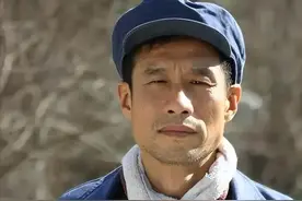 刘佩琦：发妻偷户口本与我结婚，我却让她“守活寡”，余生不负她图片