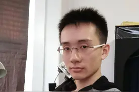 中国天才曹原，22岁破解世界百年难题，拒绝美国绿卡，现状如何？图片