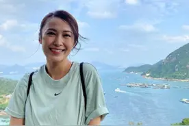 34岁女星被虐打晕倒！片场遭男艺人扯头发扇耳光，致面部血丝爆裂图片