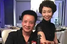 阎维文女儿阎晶晶：在恩爱的环境长大，爸爸就是我找男朋友的标准图片