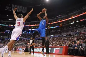 NBA最难防的5大后仰高手：KD出手无人能够封盖，乔丹堪称后躺跳投图片