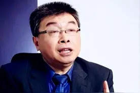 台湾“最强斗士”邱毅，因支持统一被迫离婚，前妻每天活在恐吓中图片
