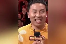 徐志胜女友首曝光！长相清秀颜值高，饭桌贴心夹菜、爱抽电子烟图片