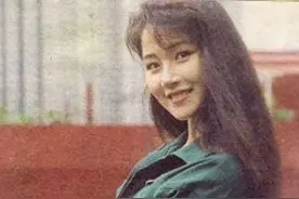 “长腿女神”万绮雯：宁愿没戏拍也绝不下海的她，如今越老越迷人图片