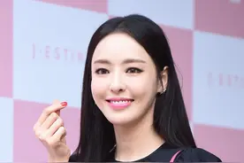 为啥韩国女人这么会穿，原来这三点最重要，好衣品绝不乱穿衣图片