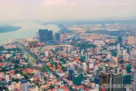 不简朴的柬埔寨，房价高得出奇，90㎡房子要一个家庭32年的收入图片