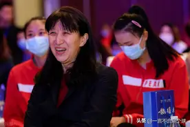 中国女排最新消息！赖亚文新官上任三把火，朱婷下赛季动向或确定图片