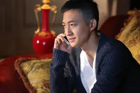 放弃斯坦福和双一流，留学新加坡，挤进体制内，拽王王阳的另一面图片
