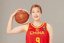 女篮一姐李梦被曝知三当三，上海集训时被抓奸，连不雅照也被曝光图片