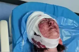 我拿什么来拯救你，我的女孩——唐山男子调戏未果围殴女孩背后图片