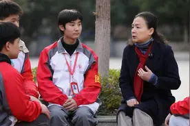 人大代表话职教 | 全国人大代表马丹：加快完善“职教高考”制度 畅通职业教育升学通道图片