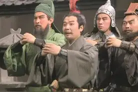 98版《水浒传》的大批人马都来自《三国演义》，还真没看出来图片
