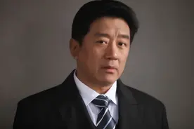64岁丁勇岱的“消失”，是娱乐圈的损失和悲哀图片