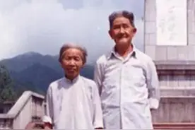 1928年，造成井冈山红四军八月失败的杜修经，晚年结局如何？图片
