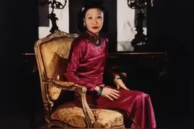 黄蕙兰，27岁嫁顾维钧，后遭到丈夫背叛，死时家中挂满夫妻合影！图片