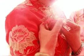 农村又出现了三大害，50~65岁老年人更容易粘上，看你们村有吗？图片