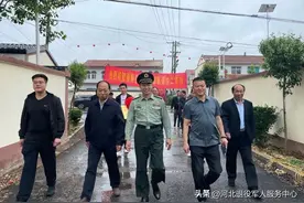 “好雨知时节，喜报暖人心”魏县为荣立二等功臣送喜报图片