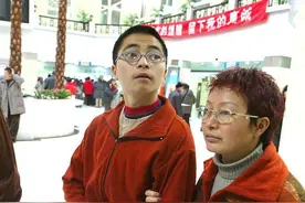 17年前，那个14岁的“爬机少年”梁攀龙，后来怎样了？图片