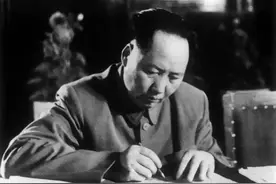毛主席写给革命同志的3首诗词，既有豪情万丈，又让人潸然泪下！图片