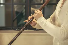 精选10首洞箫曲，每一首堪称经典，治愈版的纯音乐，让人舒心安静图片