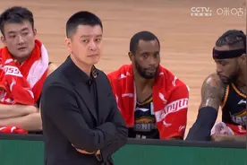 输掉天王山，辽宁球迷怒了，刷爆官博喊主帅下课，历数杨鸣三宗罪图片