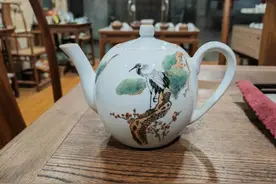 六七十年代景德镇厂货茶壶图片