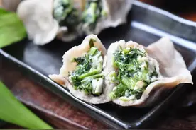 雪菜肉饺子，最忌调味料太多，这样做才显滋味独特图片