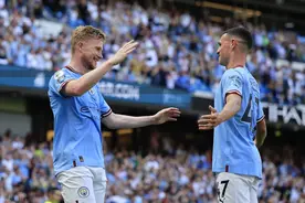 英超-曼城4-0伯恩茅斯取两连胜 德布劳内传射 哈兰德送助攻图片