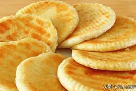 农村大妈分享火烧做法，讲解详细，外酥里软农家味十足，太香了图片