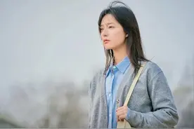 一个大四女生，对「只招男生」说不图片