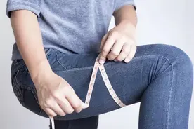 腿粗细与寿命长短有关？研究发现腿越细，寿命就越短，是真的吗？图片