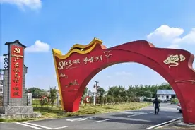 百千万工程 | 连平县文联组织本地文艺工作者走进乡村采风图片