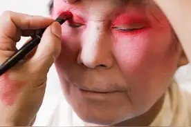 盘龙艺起向未来 | 生旦净丑粉墨登场 唱念做打锣鼓喧天图片