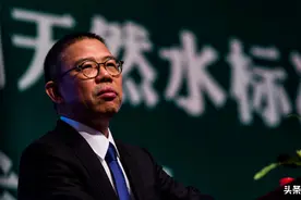 2023年福布斯全球富豪榜，马斯克再夺首富，中国企业家上榜第十五图片