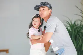 靠《本草纲目》跳出3000万粉丝，被“封杀”三次的刘畊宏能火多久？丨顶端100℃图片