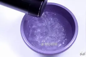 拖地在水里加点它，拖出来的地不仅干净，还不容易落灰图片