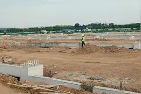 某钢结构15000平米厂房土建工程扩大劳务清包工程量清单报价分析图片