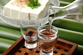 广东一大爷，喝酒30年，练就9招酒后识人术，看看你属于哪一类图片