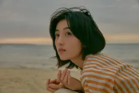 《向往6》张子枫日落写真释出 浪漫氛围引人期待图片