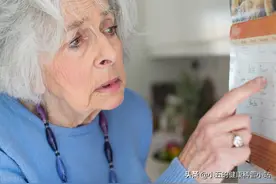 石杉碱甲是治疗老年痴呆、记忆力障碍的常用药，科学服用注意4点图片