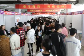 吉林工商学院举办2023届毕业生春季双选会图片