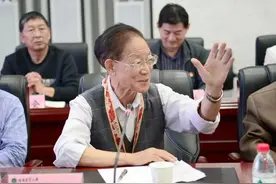 捐了8208万后，他又捐了300万图片