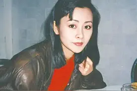 42年前的邪典片，突破港影尺度，删减后才能播，录像厅时代的噩梦图片