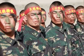 中缅边境的守护神中国特种兵。外国武装不是不想入境，而是不敢图片