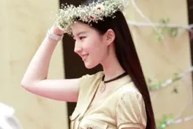女星的头戴花环造型，刘亦菲仙气飘飘，殷桃显老，孙俪像戴了鸟窝图片